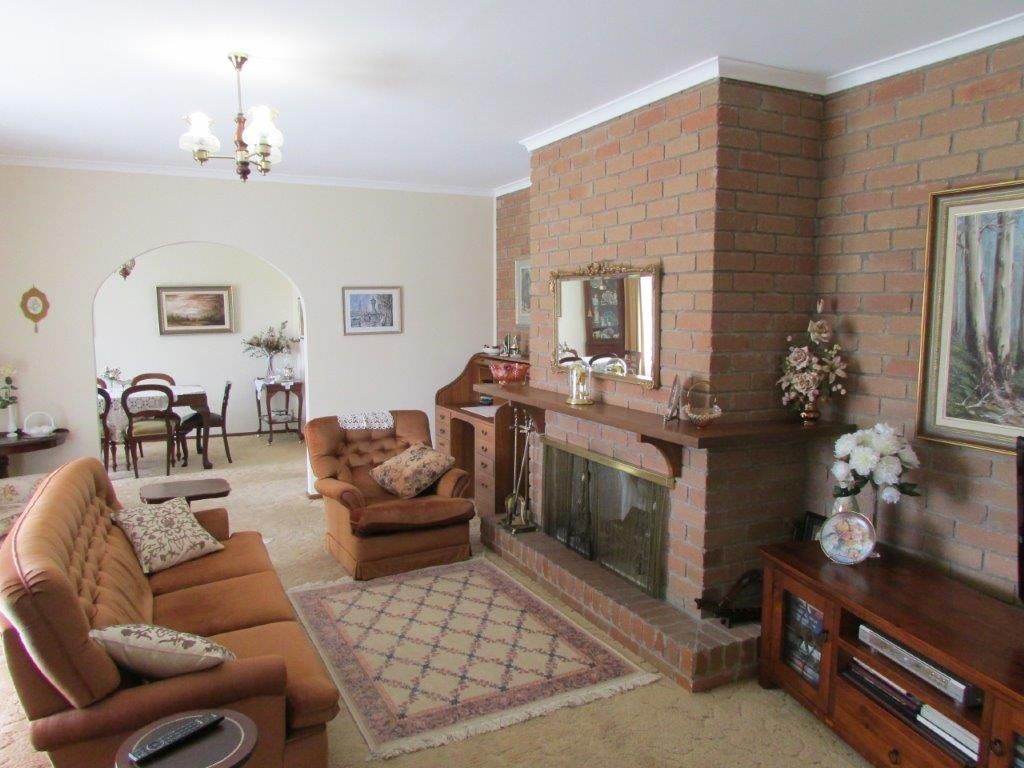 5 ELIZABETH AVENUE, Warracknabeal VIC 3393, Image 2