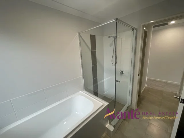 Additional image 10 of 39 Canary Dr, Hammond Park WA 6164