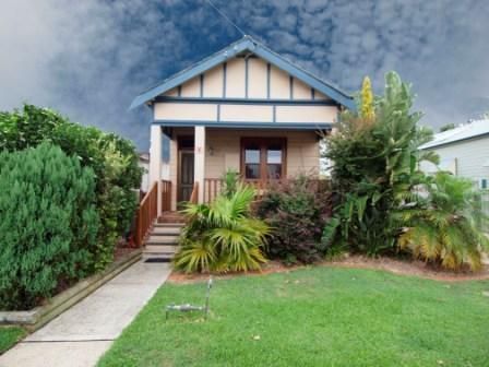 8 Church Street, Belmont NSW 2280