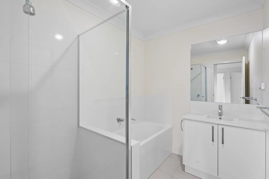 Additional image 10 of 13 Basswood Circuit, Park Ridge QLD 4125