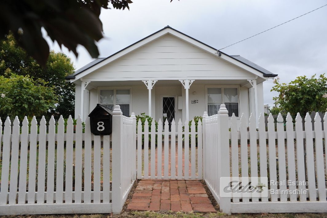 2 bedrooms House in 8 Anderson Street BAIRNSDALE VIC, 3875