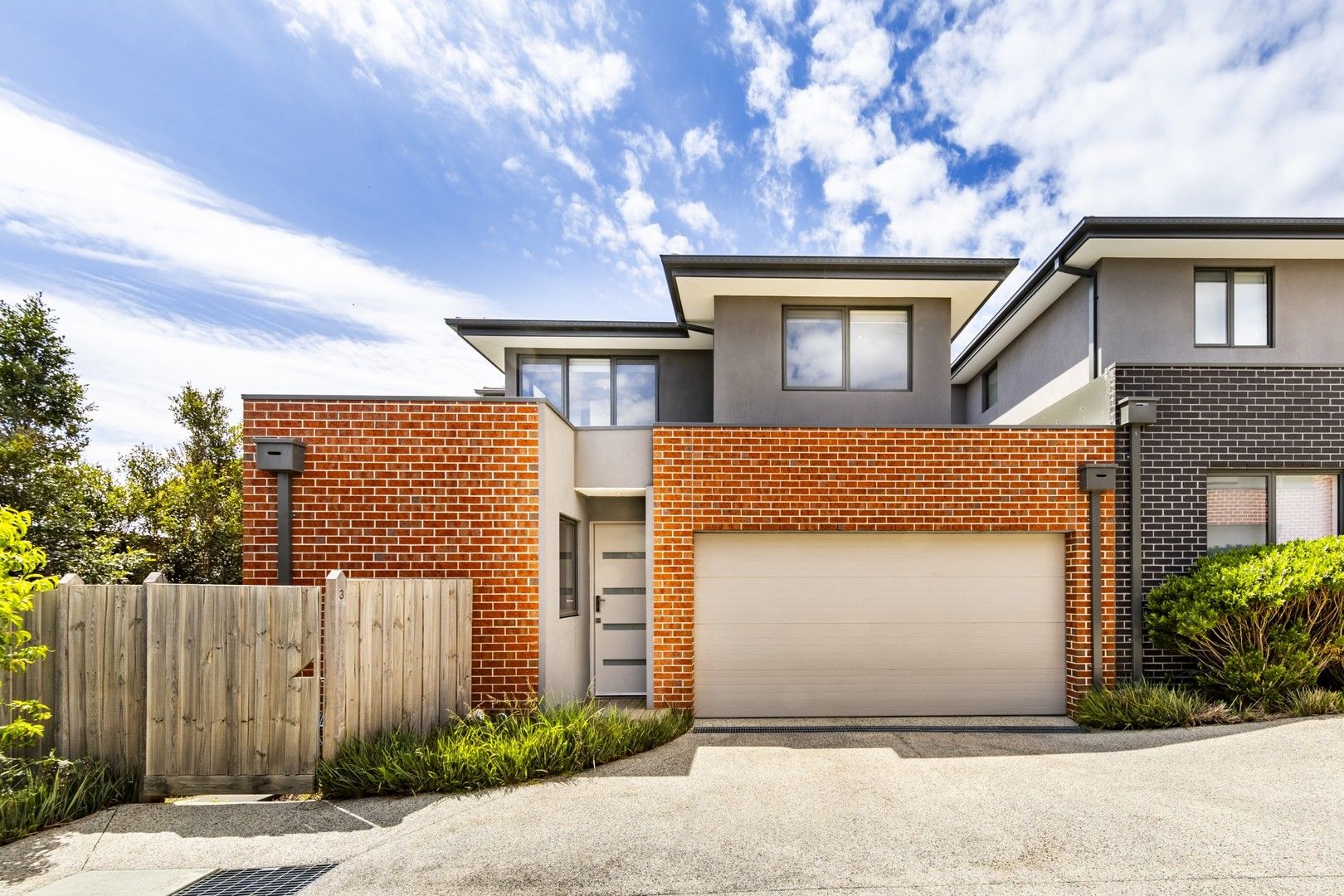 3/2 Kingsley Grove, Mount Waverley VIC 3149, Image 0