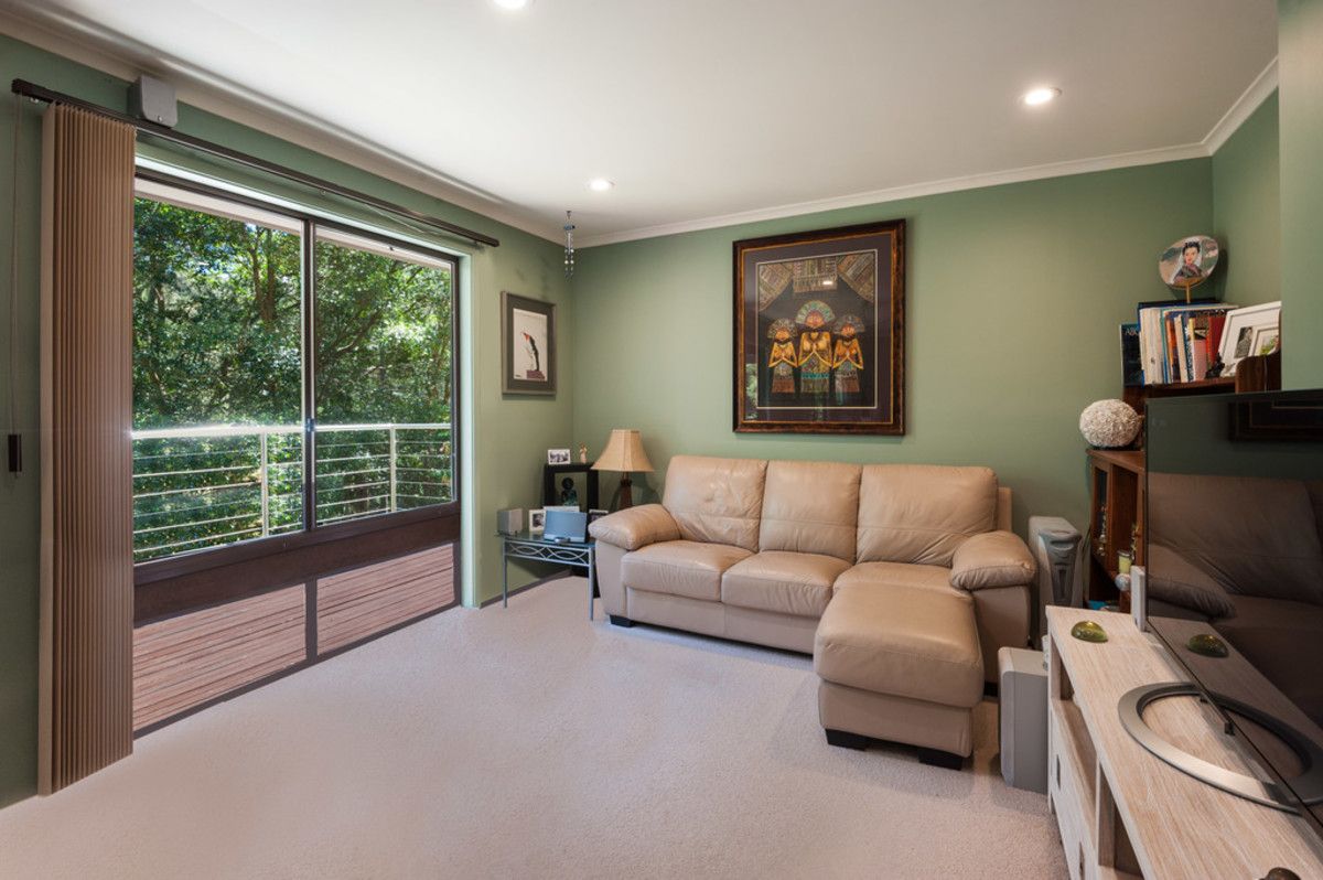 92 Lake Shore Drive, North Avoca NSW 2260, Image 1