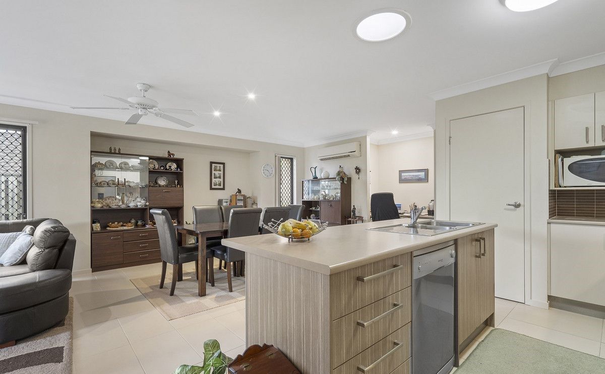 29 Shoalhaven Avenue, Pacific Pines QLD 4211 House For Rent 775