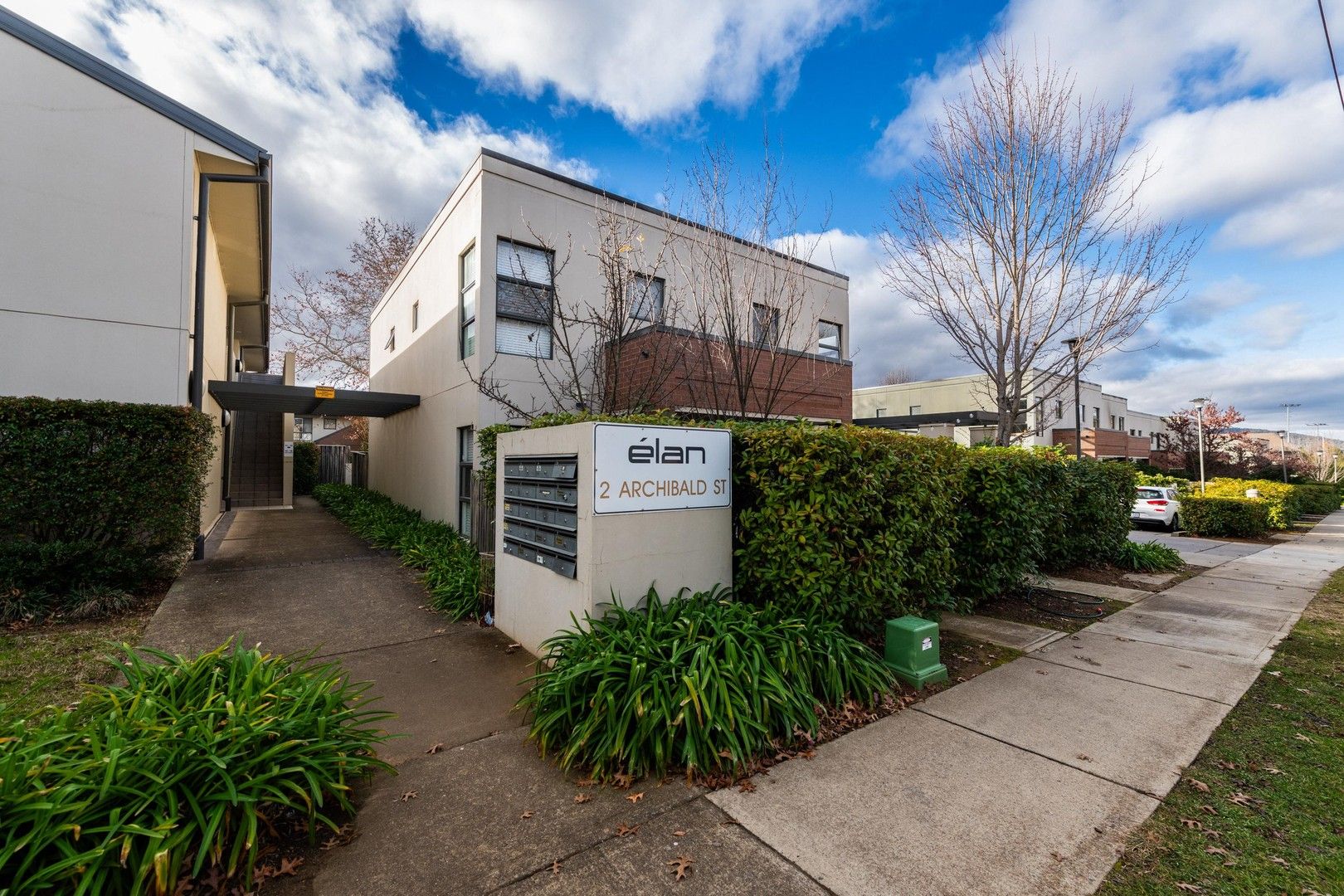 2 bedrooms Apartment / Unit / Flat in 34/2 Archibald Street LYNEHAM ACT, 2602