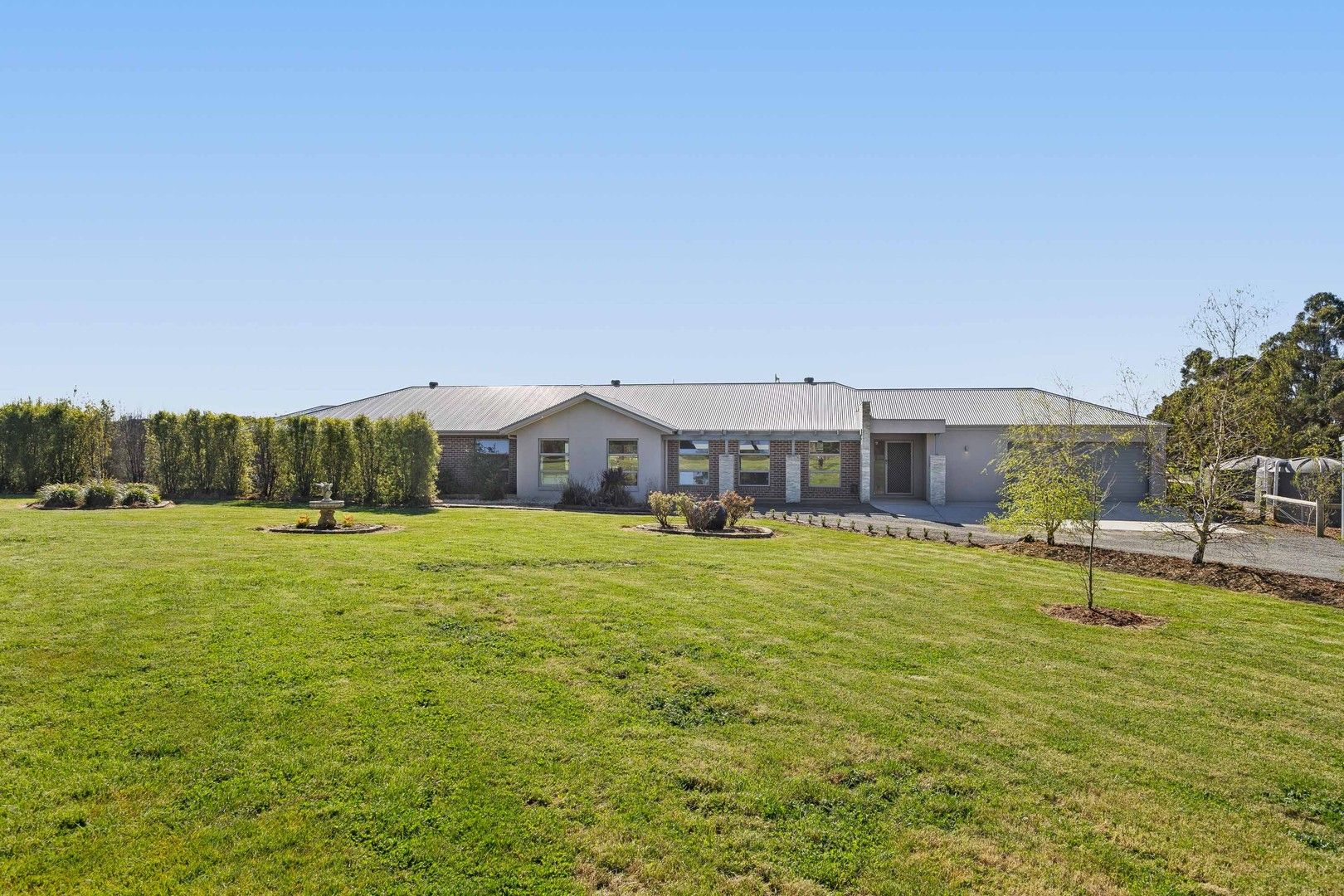 921 Sebastopol-Smythesdale Road, Ross Creek VIC 3351, Image 0