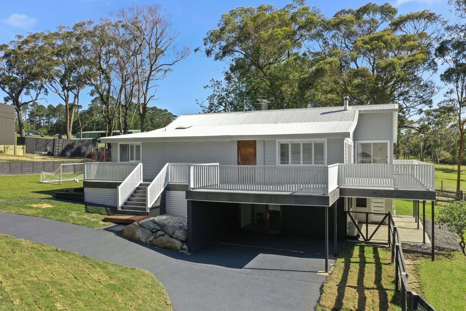 7 bedrooms Acreage / Semi-Rural in  SOMERSBY NSW, 2250