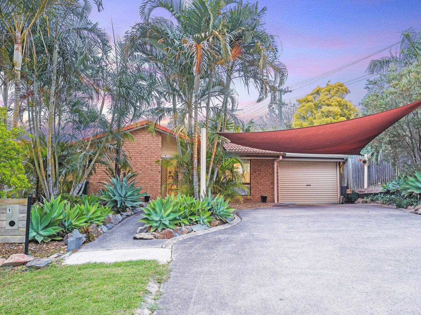 1 Quinton Ct, Mount Warren Park QLD 4207, Image 1