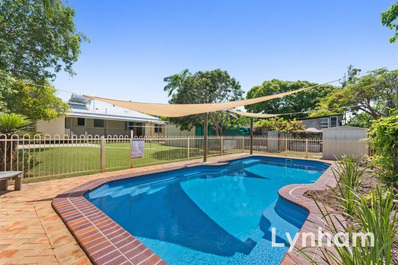 6 bedrooms House in 9 Gerard Street CURRAJONG QLD, 4812