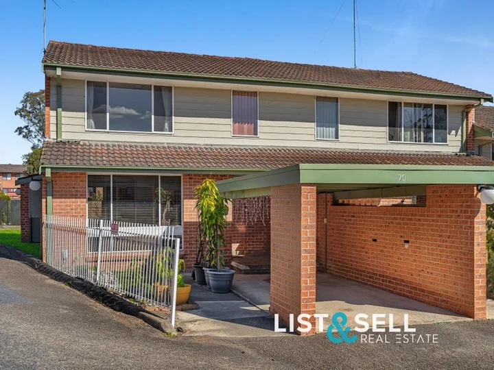 20/6 Jacquinot Place, Glenfield NSW 2167