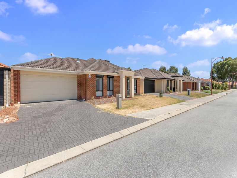 3 bedrooms House in 31 Corsican Way CANNING VALE WA, 6155