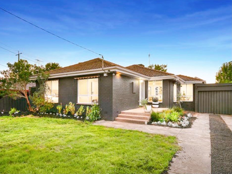3 bedrooms House in 53 William Street OAKLEIGH VIC, 3166