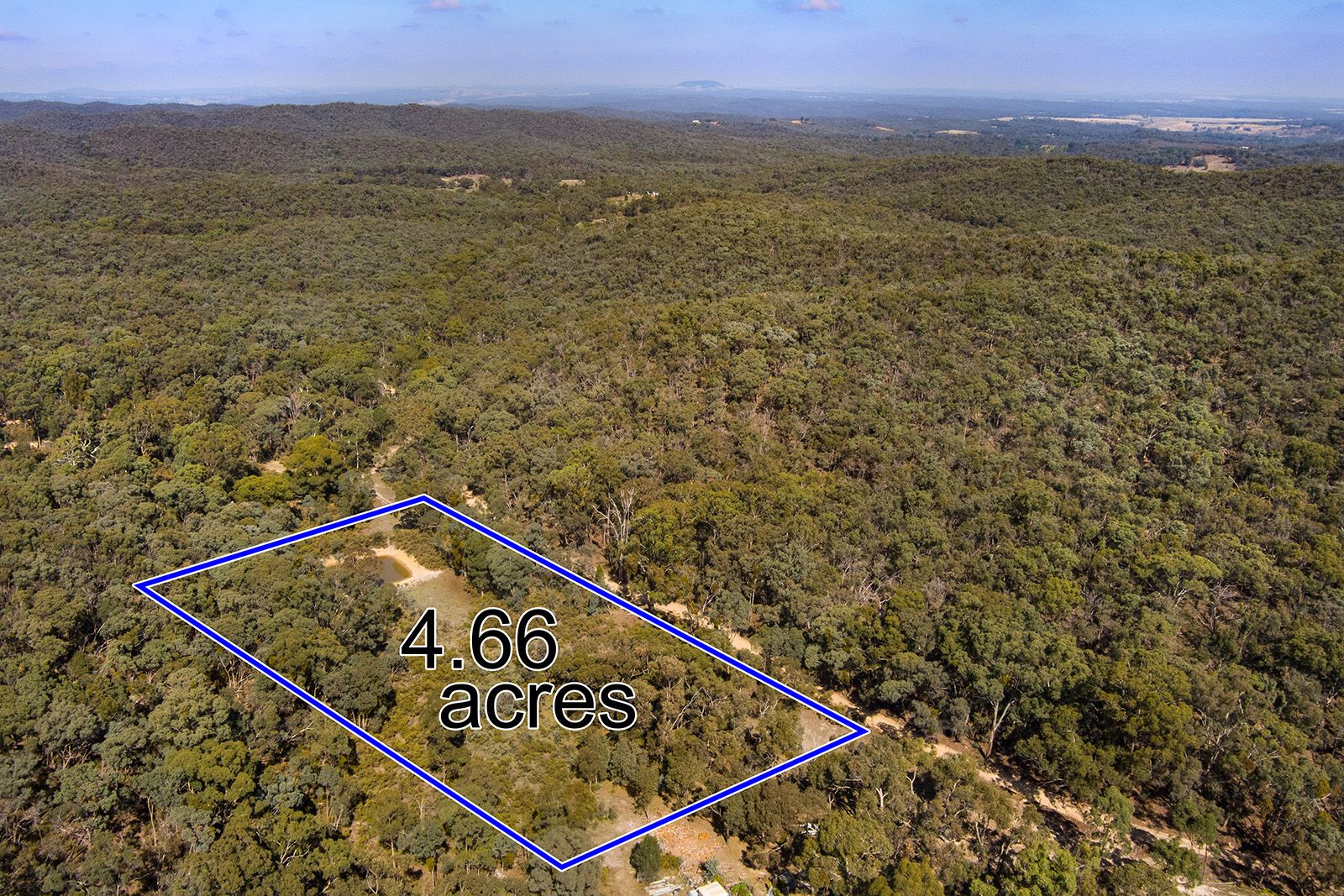 423 White Gum Track, Fryerstown VIC 3451, Image 2