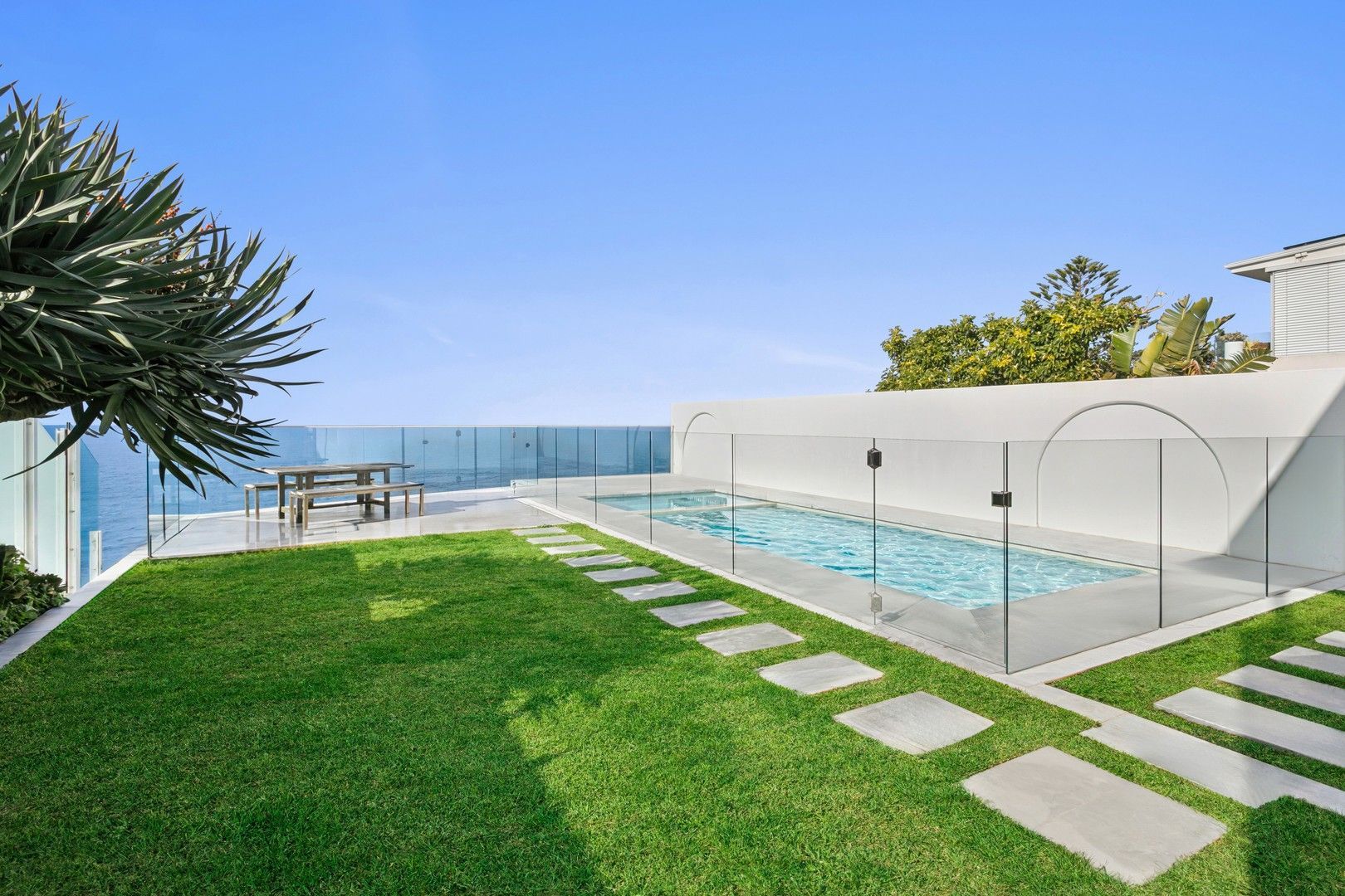 4 bedrooms House in 24 Wentworth Street DOVER HEIGHTS NSW, 2030