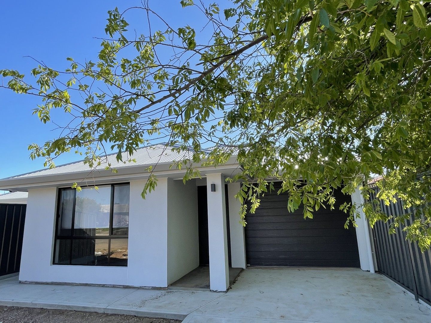 3 bedrooms House in 11B Valetta Court PARAFIELD GARDENS SA, 5107