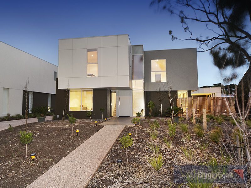 30 Eucalyptus Drive, Maidstone VIC 3012, Image 0