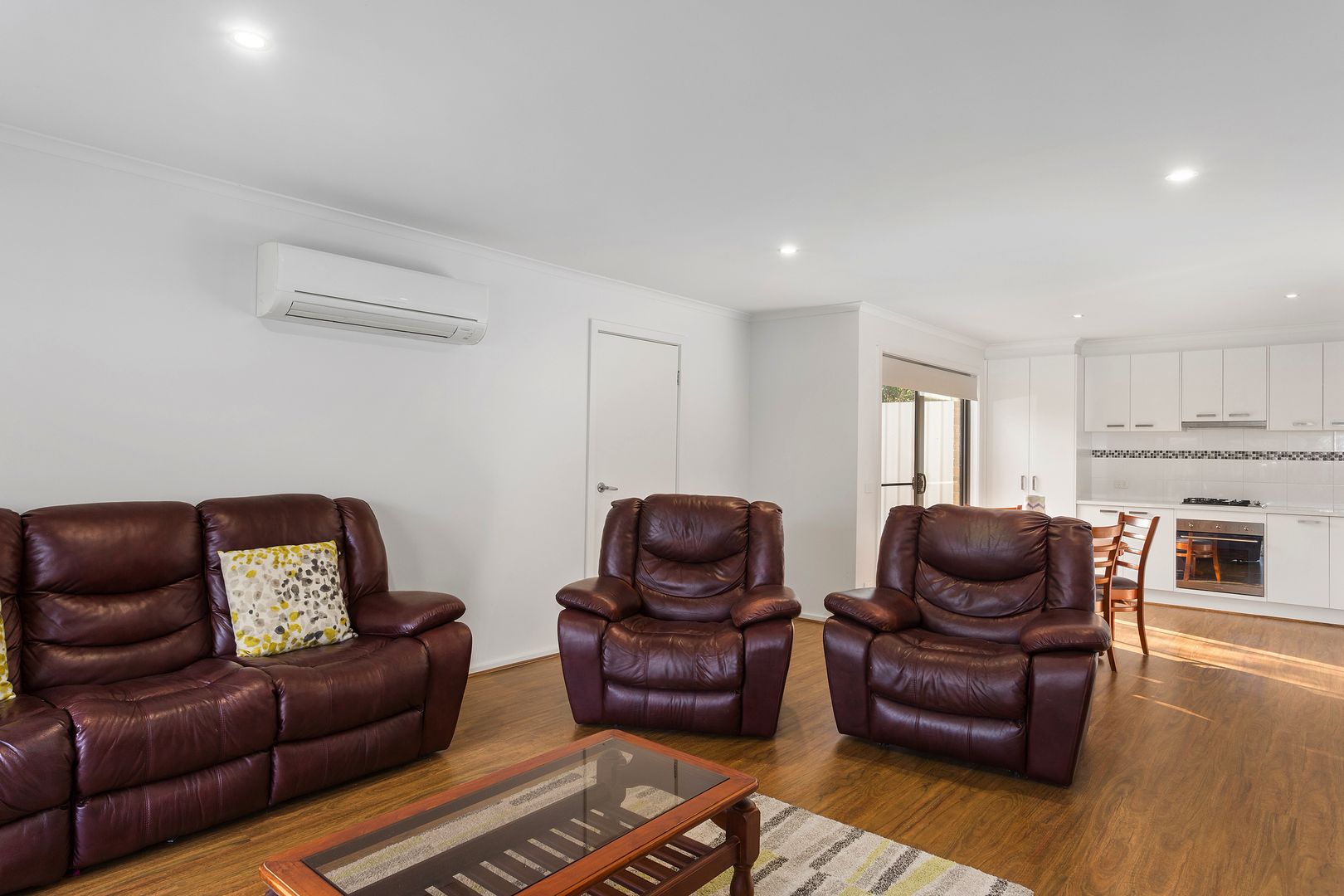 Unit 2/44 Neil Street, Kangaroo Flat VIC 3555, Image 2