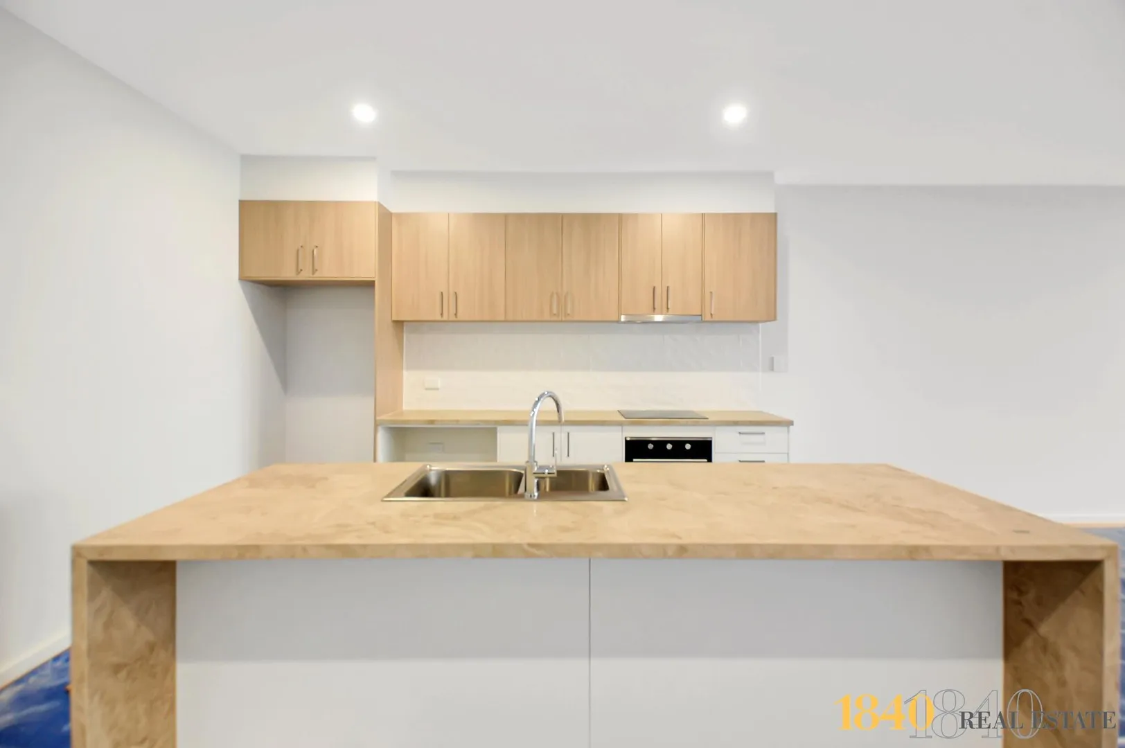 Brand New Townhouse!, Kidman Park