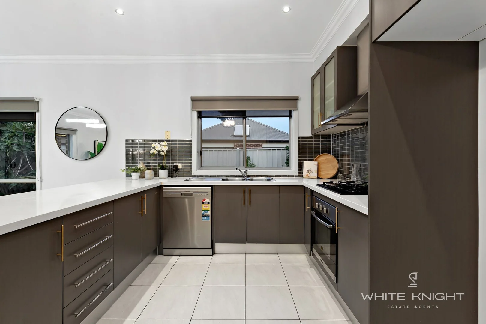 Additional image 6 of 17 Derwent Close, Caroline Springs VIC 3023