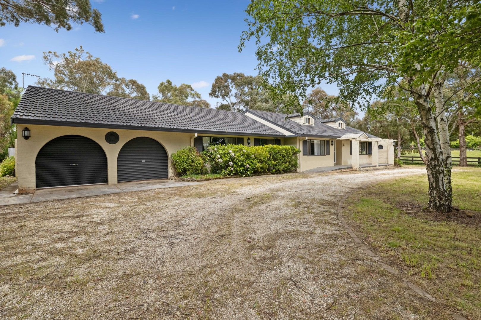 76 Brooklands Street, Crookwell NSW 2583 Domain