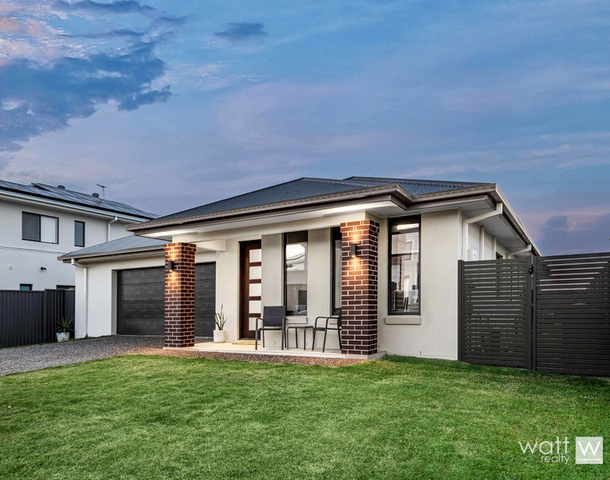 19 Executive Way, Bridgeman Downs QLD 4035