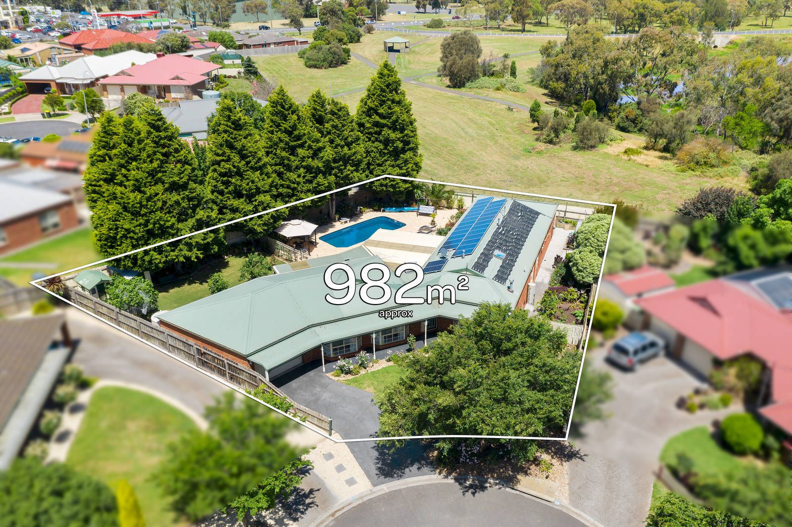 9 Odwyer Court, Lovely Banks VIC 3213, Image 2