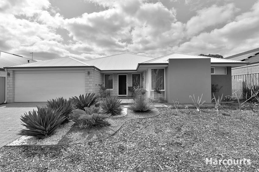 14 Edgbaston Road, Meadow Springs WA 6210, Image 0