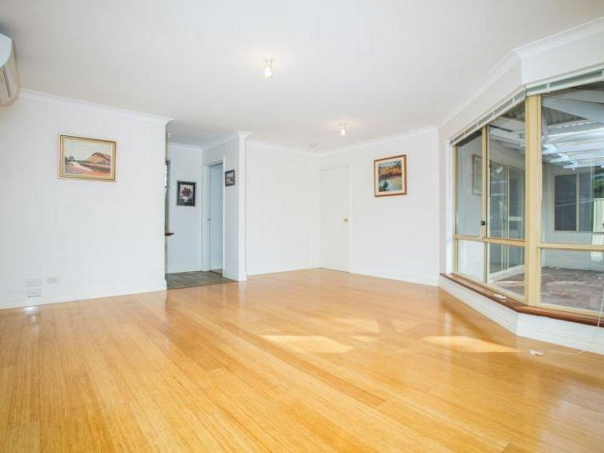 24B Westbury Crescent, Bicto Property History & Address Research Domain