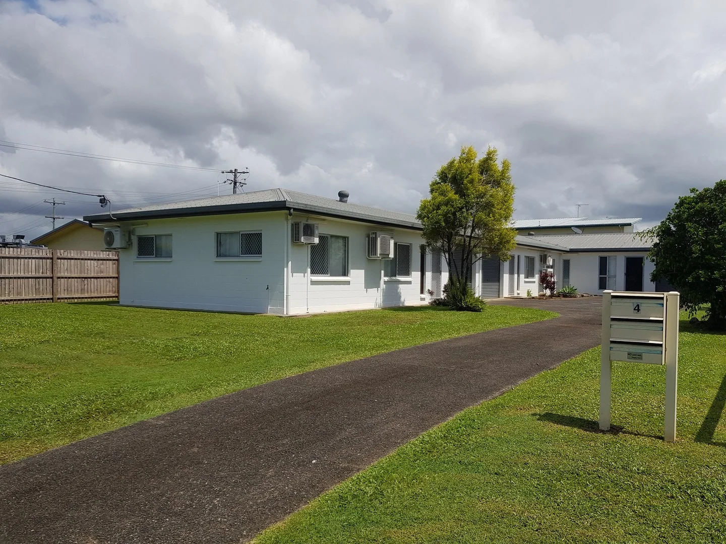 1/4 Peter Street, Cullinane QLD 4860