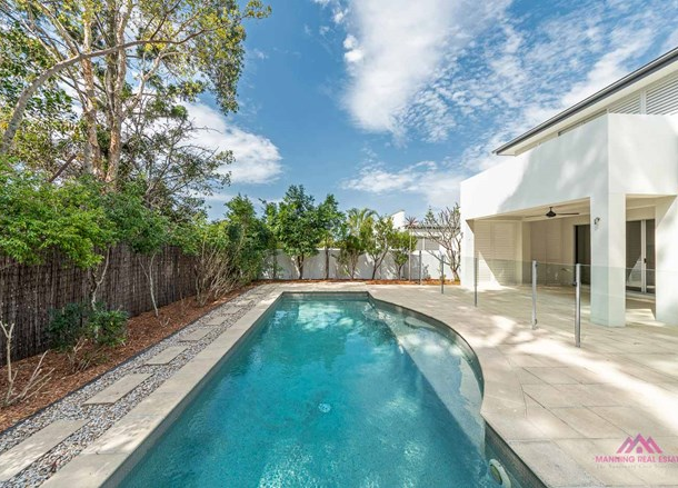 3014 Hillside Walk, Hope Island QLD 4212