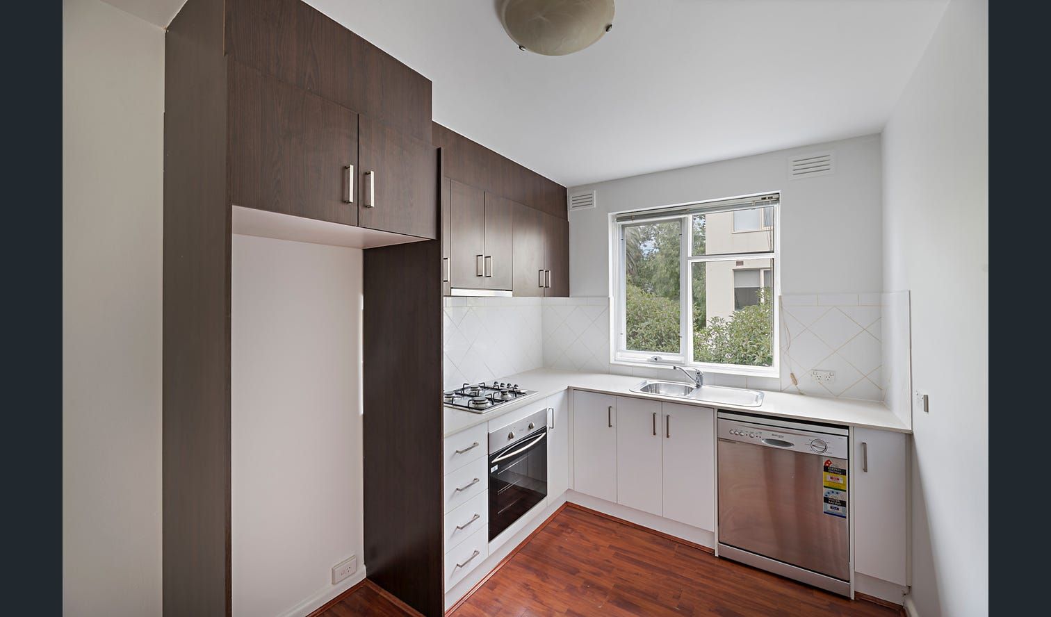 1 bedrooms Apartment / Unit / Flat in 8/165 Power Street HAWTHORN VIC, 3122