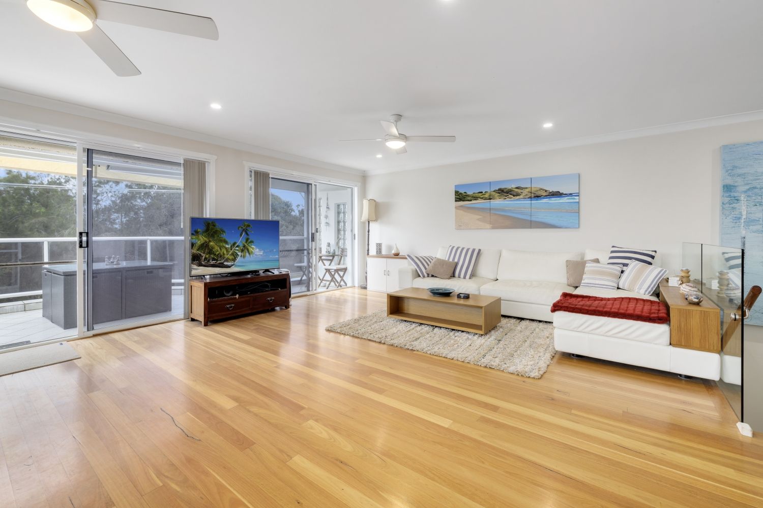 3 bedrooms House in 2/151 Matthew Flinders Drive PORT MACQUARIE NSW, 2444