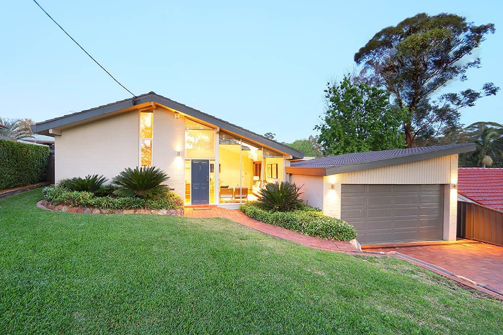 4 bedrooms House in 28 Lesley Avenue CARLINGFORD NSW, 2118