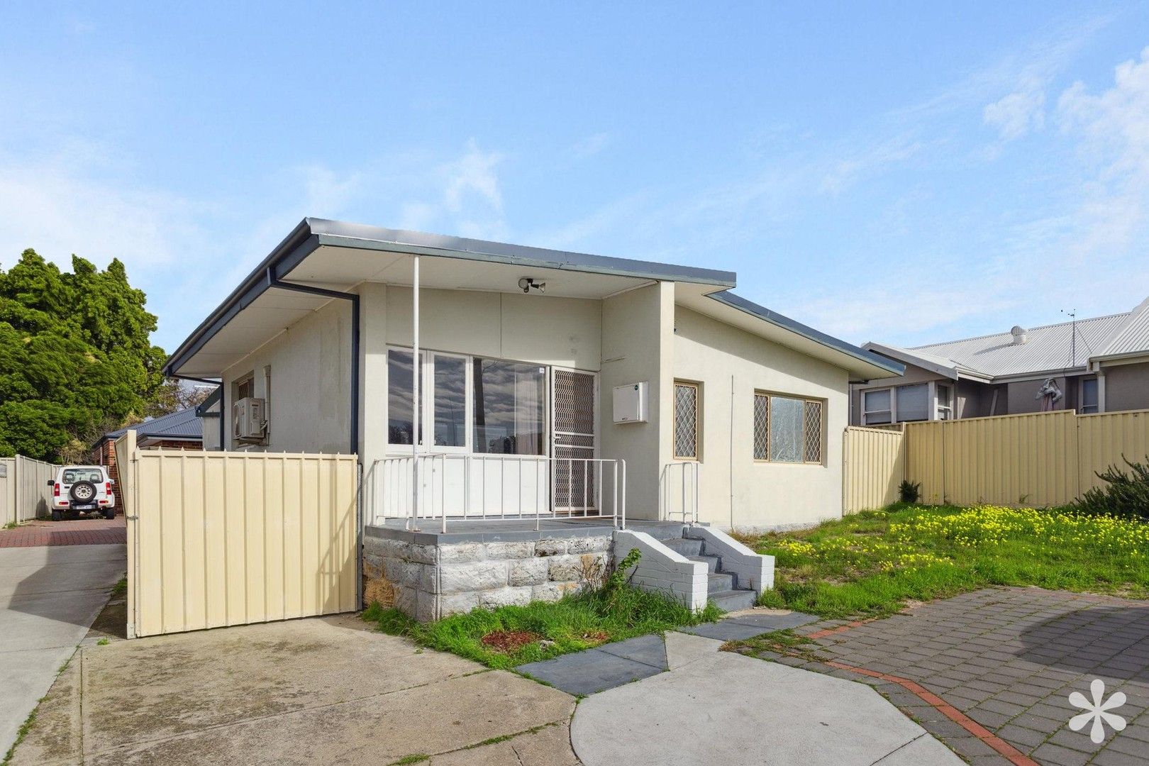 3 bedrooms House in 30 Sudlow Street EMBLETON WA, 6062