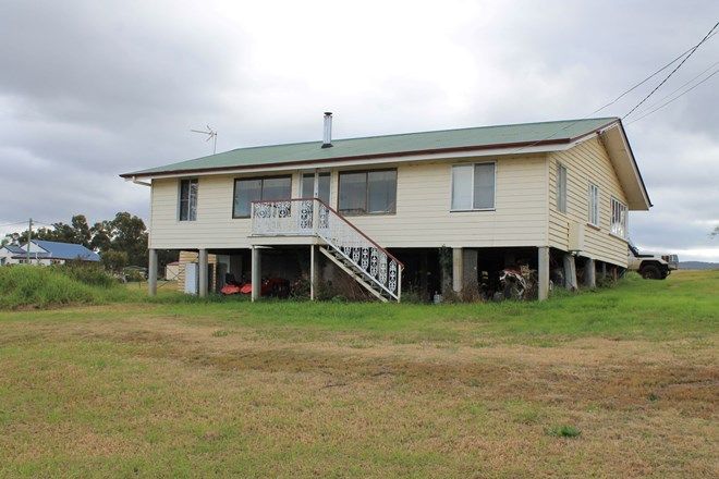 Picture of 30 King Street, YANGAN QLD 4371