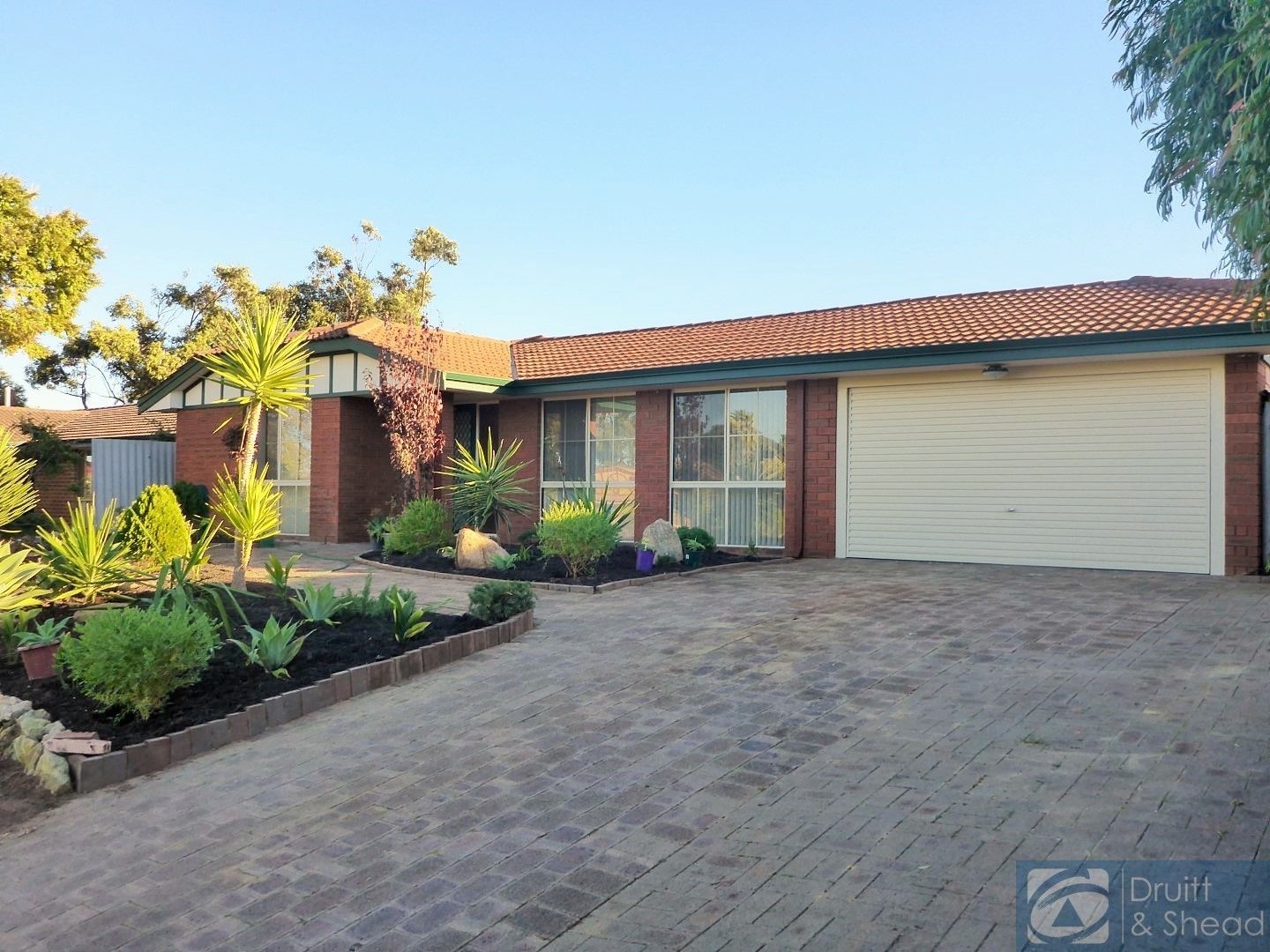 8 Micrometer Place, Mullaloo WA 6027