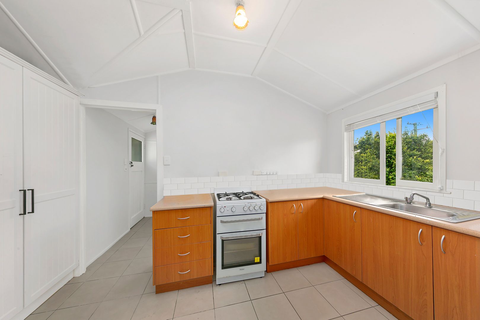 62 Abuklea Street, Wilston QLD 4051, Image 2