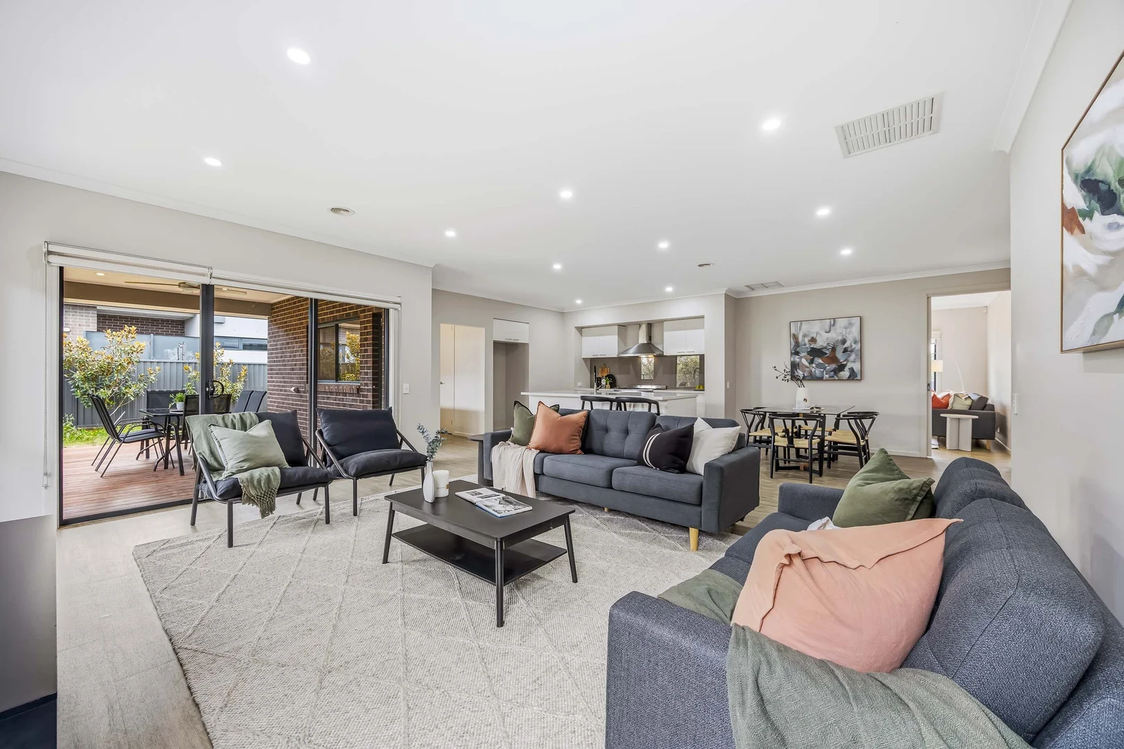 Additional image 8 of 32 Shortridge Drive, Lucas VIC 3350