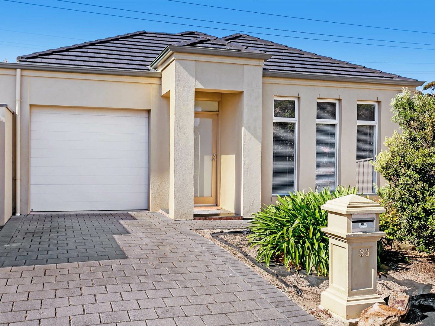 33 Manly Circuit, West Lakes Shore SA 5020, Image 0