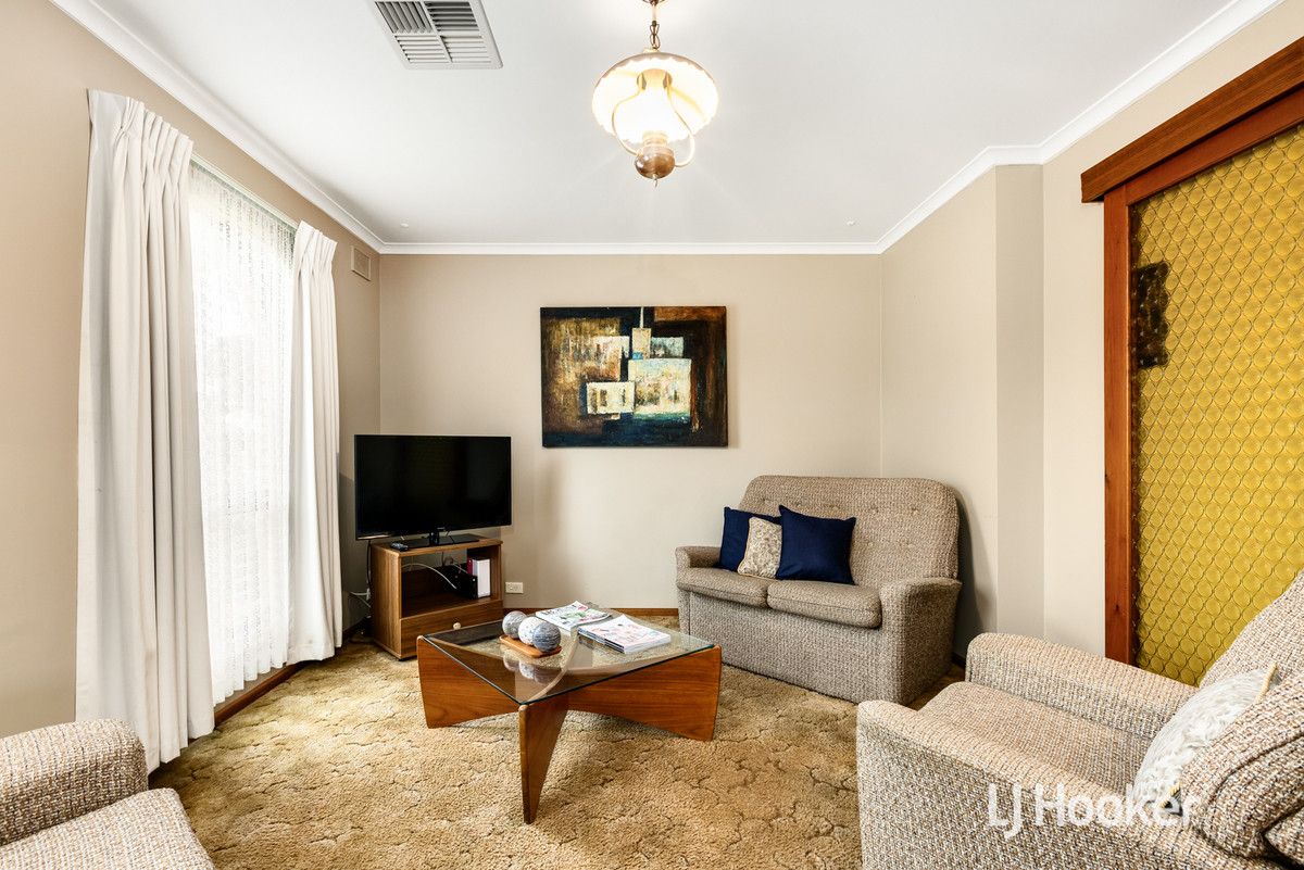 8 Eucalypt Avenue, Salisbury SA 5108, Image 2