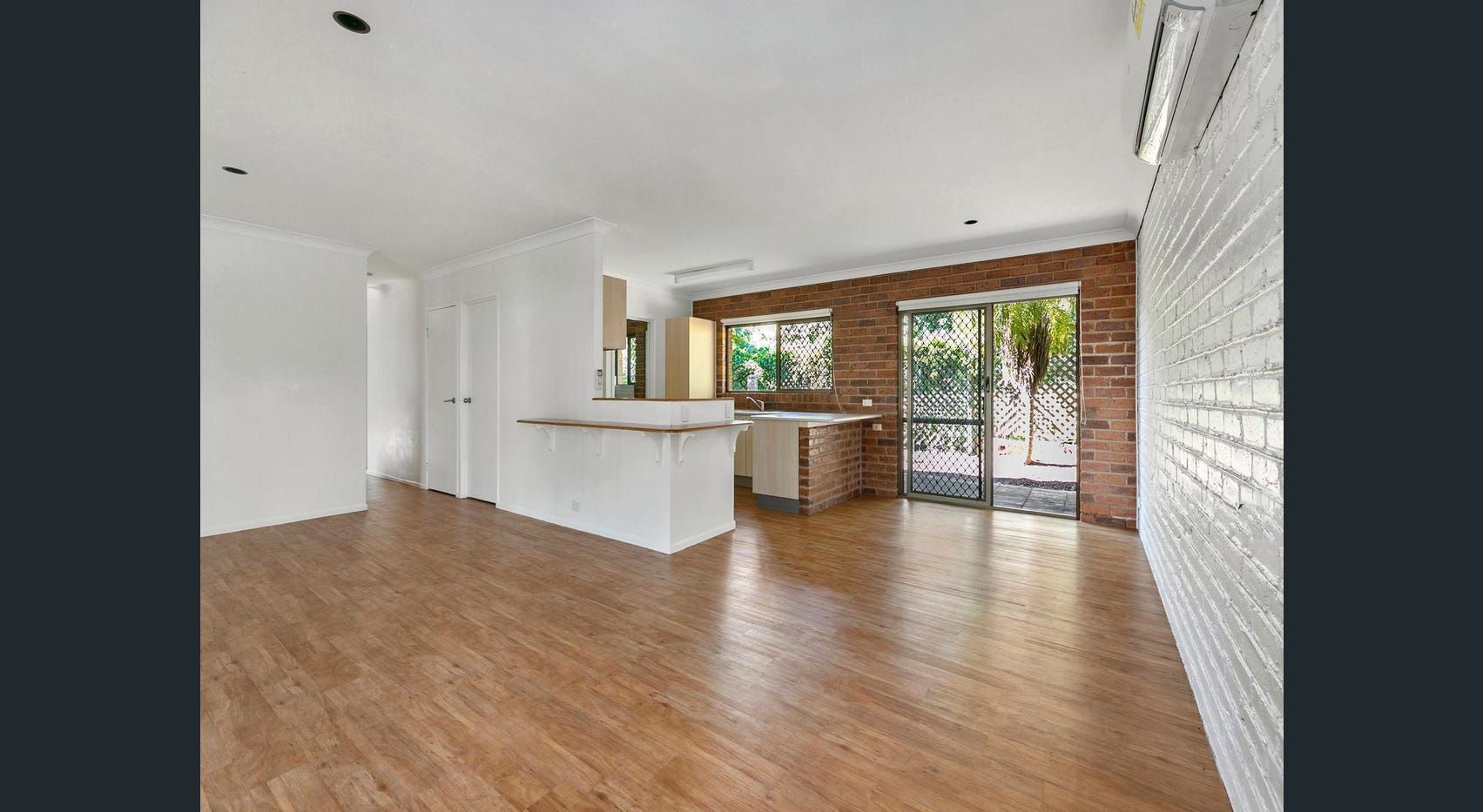 3 bedrooms House in 32 Parakeet Crescent PEREGIAN BEACH QLD, 4573