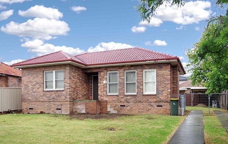 2 bedrooms House in 11 Arnold Street PEAKHURST NSW, 2210