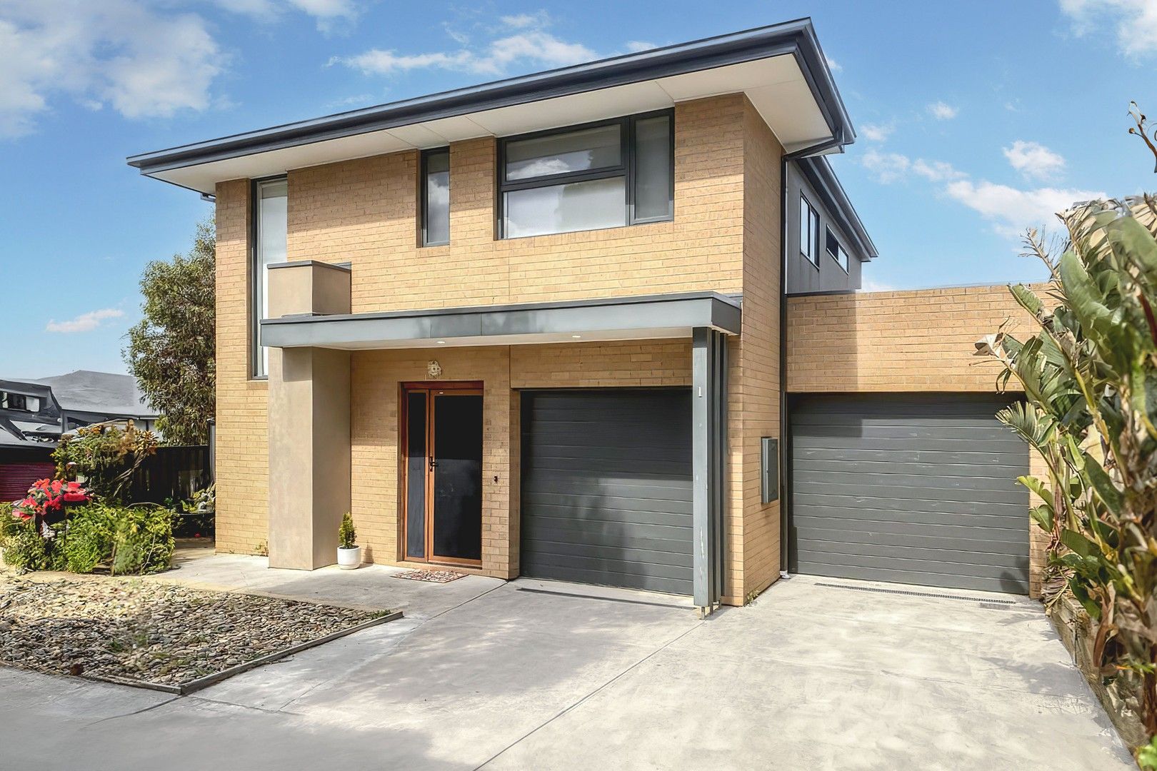 1 Versant Drive, Craigieburn VIC 3064, Image 0