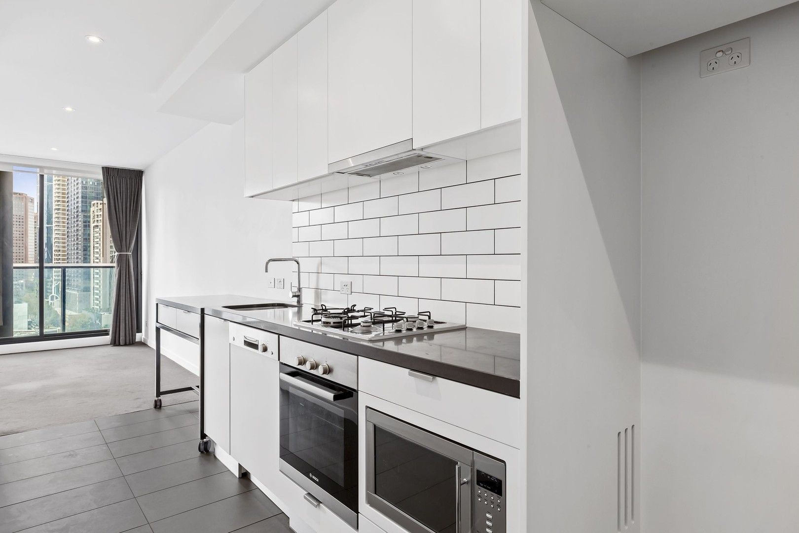 1 bedrooms Apartment / Unit / Flat in 2403/250 City Road SOUTHBANK VIC, 3006
