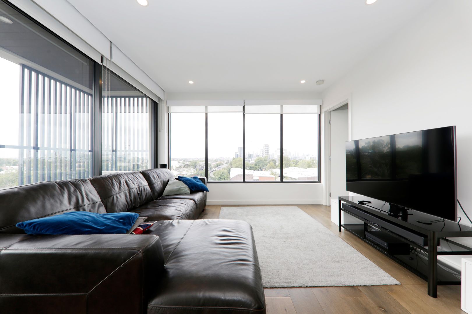 402/99 Donald Street, Footscray VIC 3011, Image 1