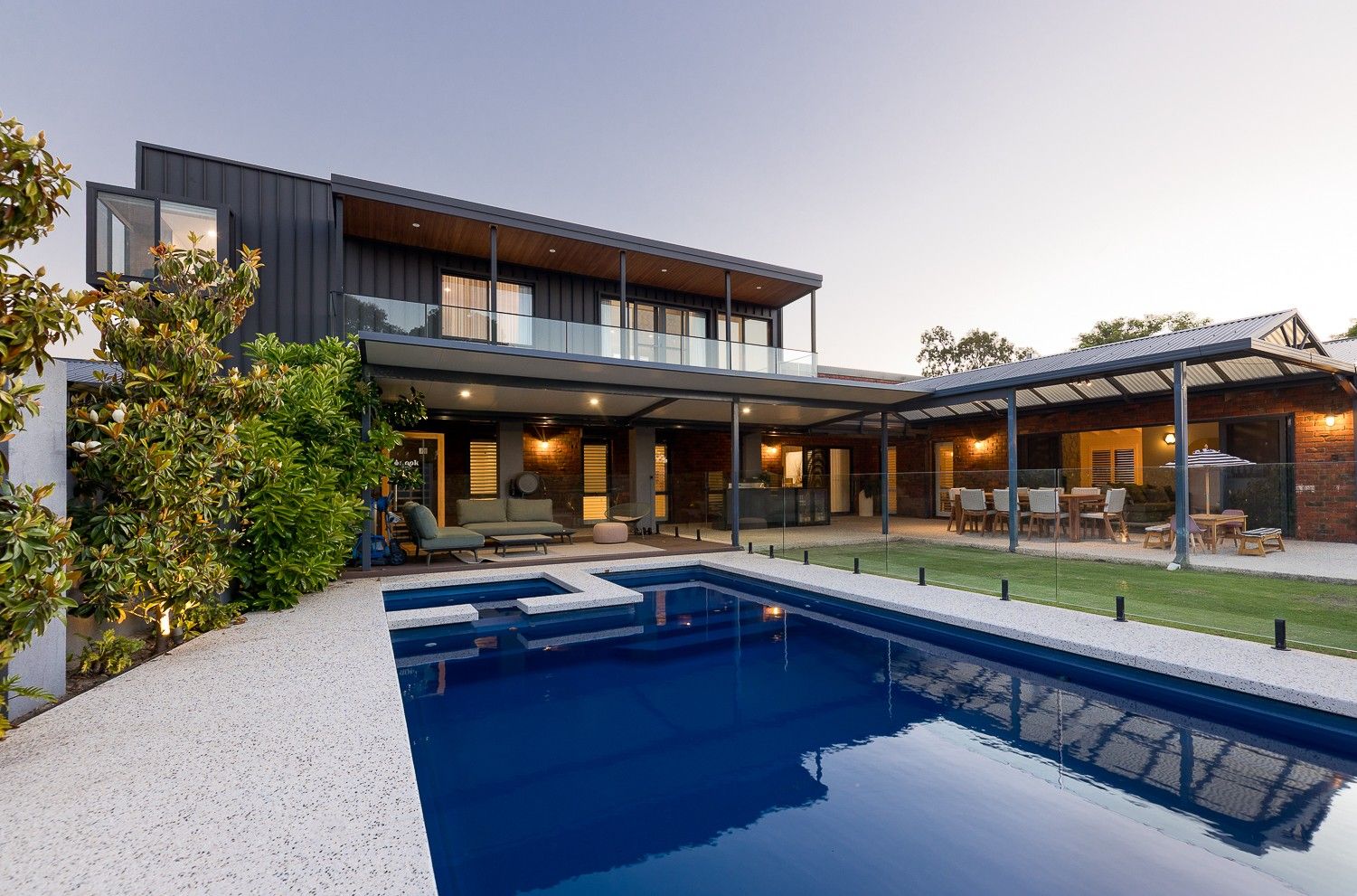 5 bedrooms House in 20 Campion Crescent ATTADALE WA, 6156