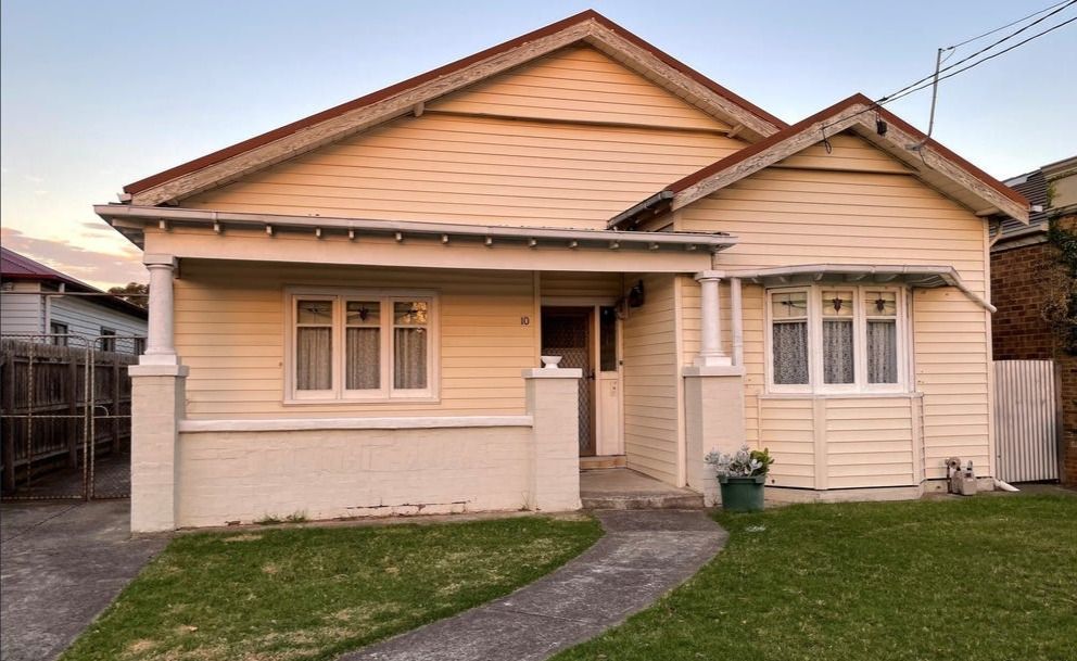 3 bedrooms House in 10 Carthew Grove PRESTON VIC, 3072