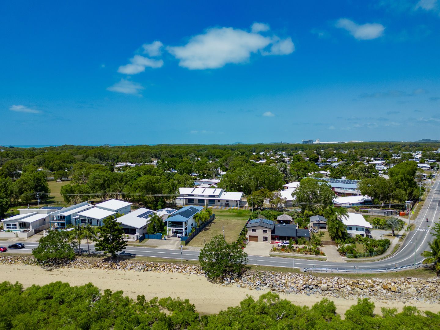 17 Slade Esplanade, Slade Point QLD 4740, Image 2