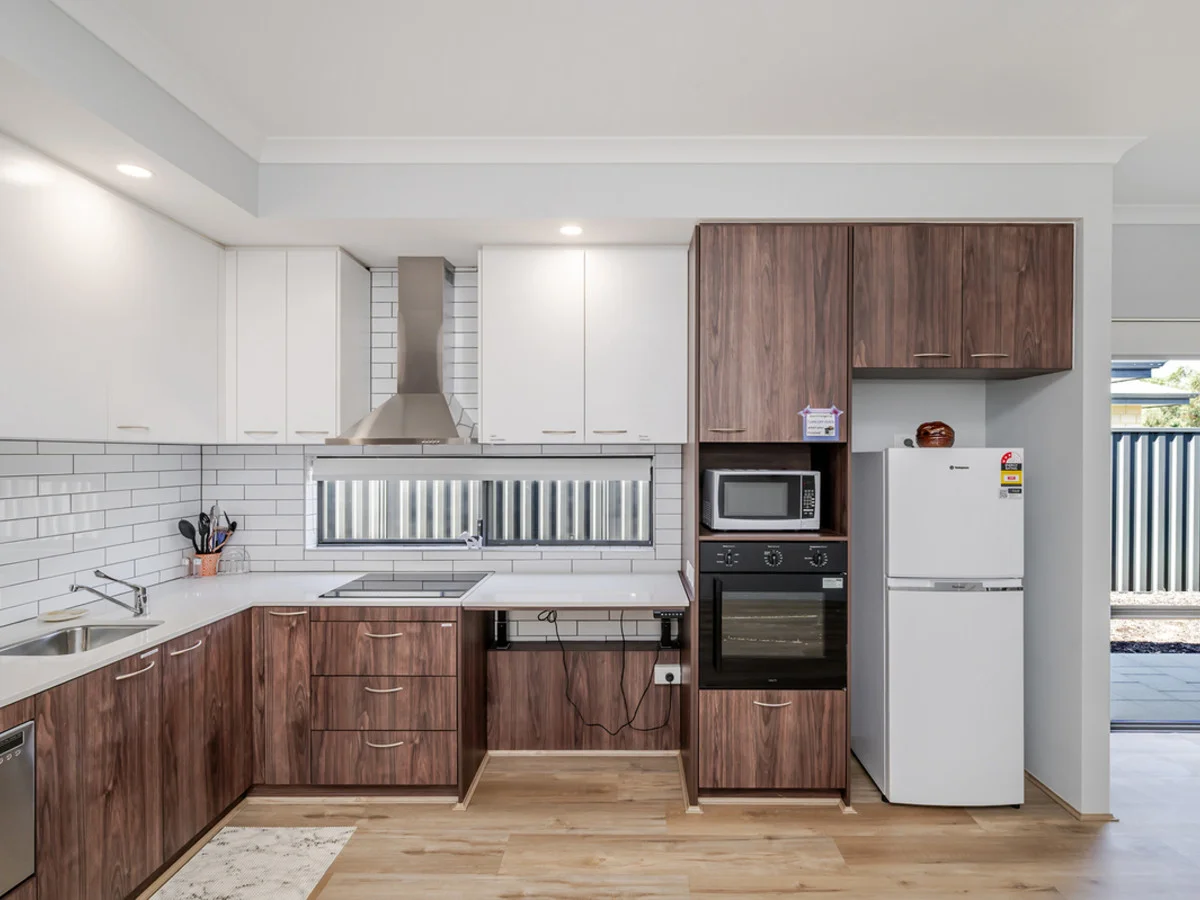 12 Tableland Road, Hilbert WA 6112