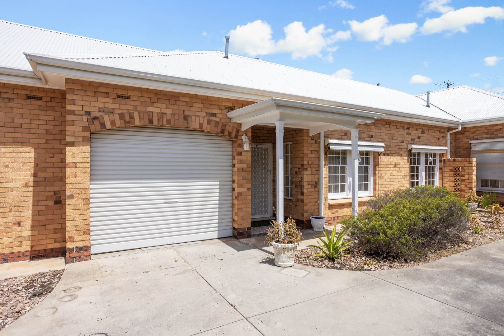 2/99 Military Road, West Beach SA 5024, Image 0